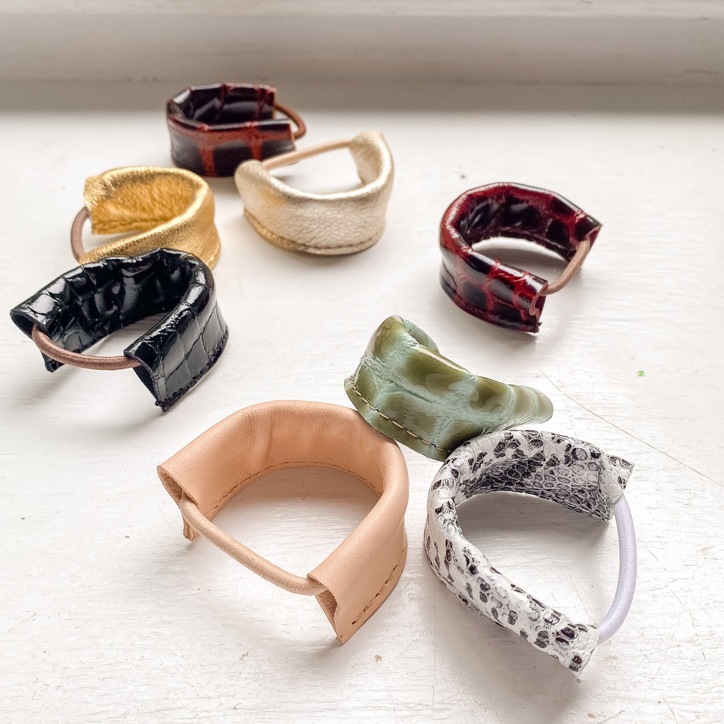 THE Leather Hair Tie