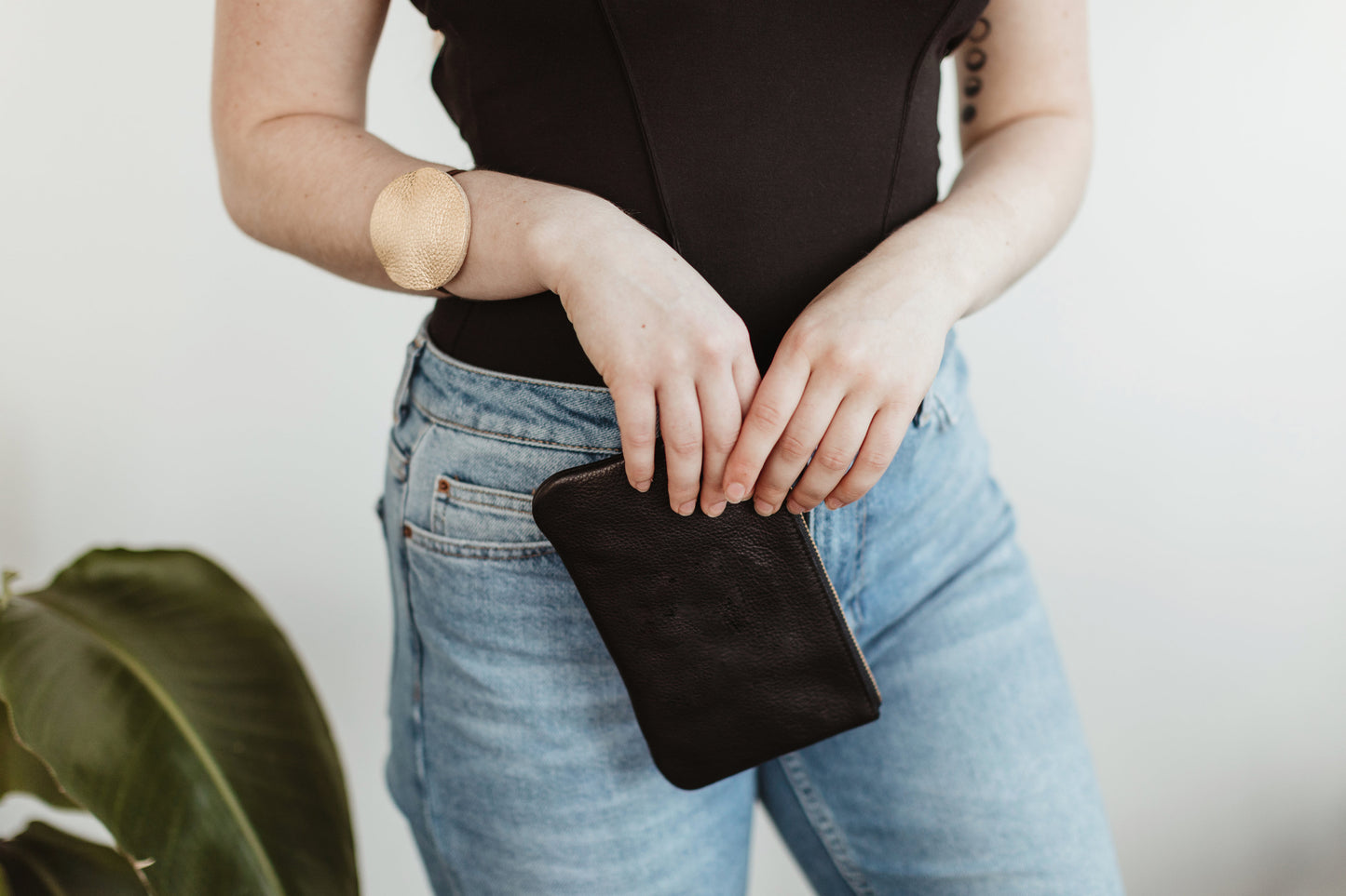 Mae Pouch 7"